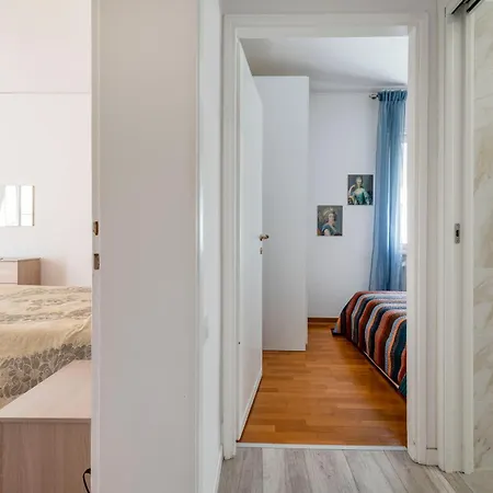 Casa Lido Venezia Center Located With Balconies Venedig-Lido